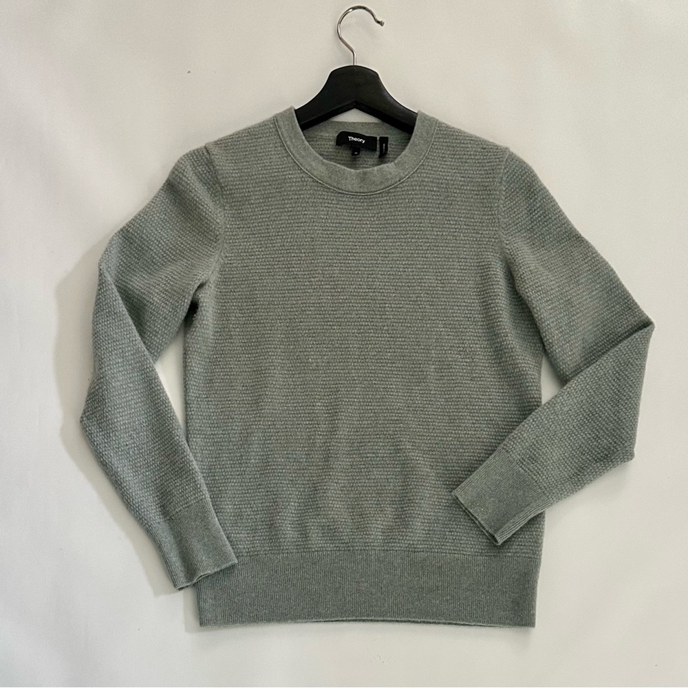 Theory pale green Crewneck Sweater
